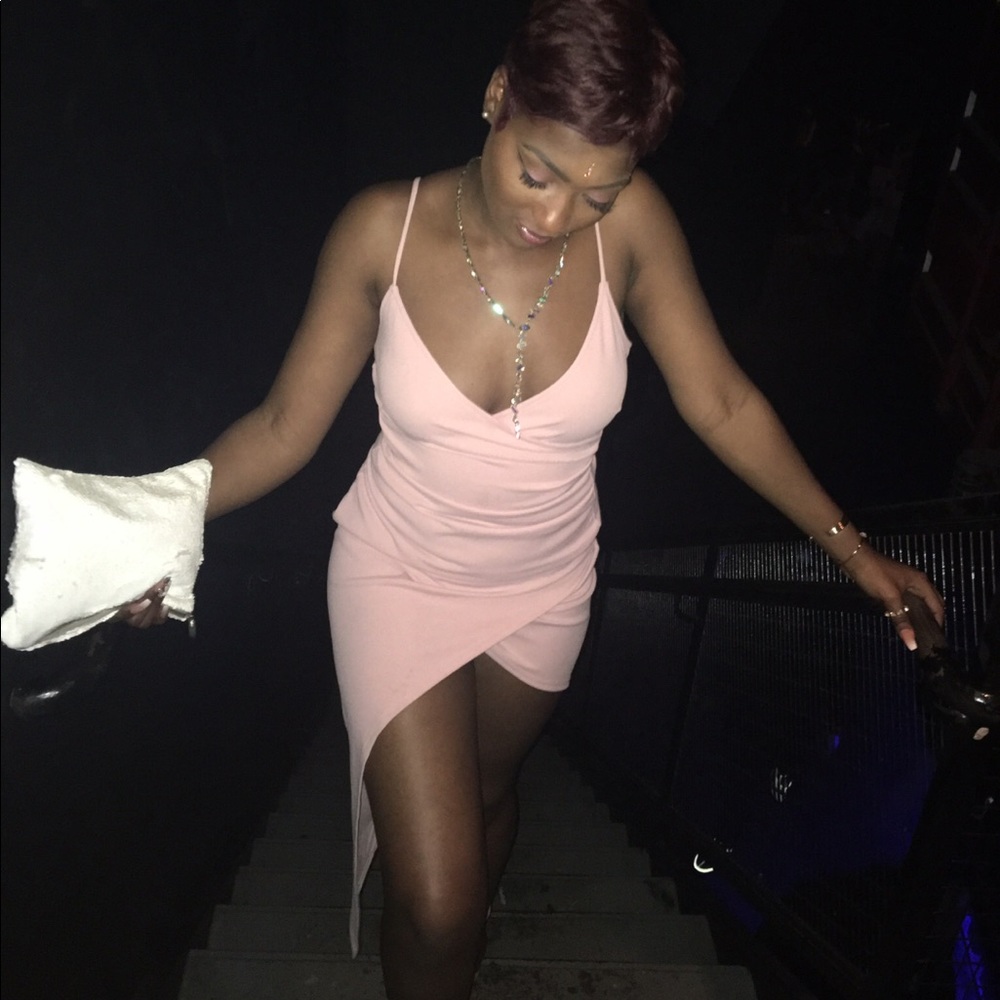 Body con pastel pink dress